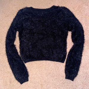 3/$15 🎄 fuzzy sweater!